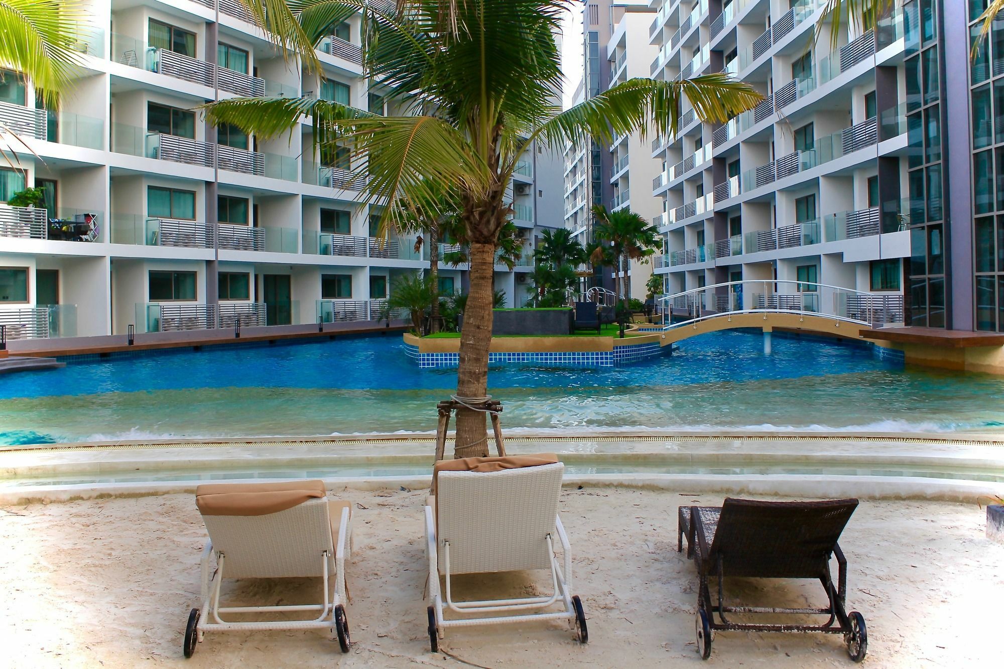 Laguna Beach Resort Jomtien Exterior foto