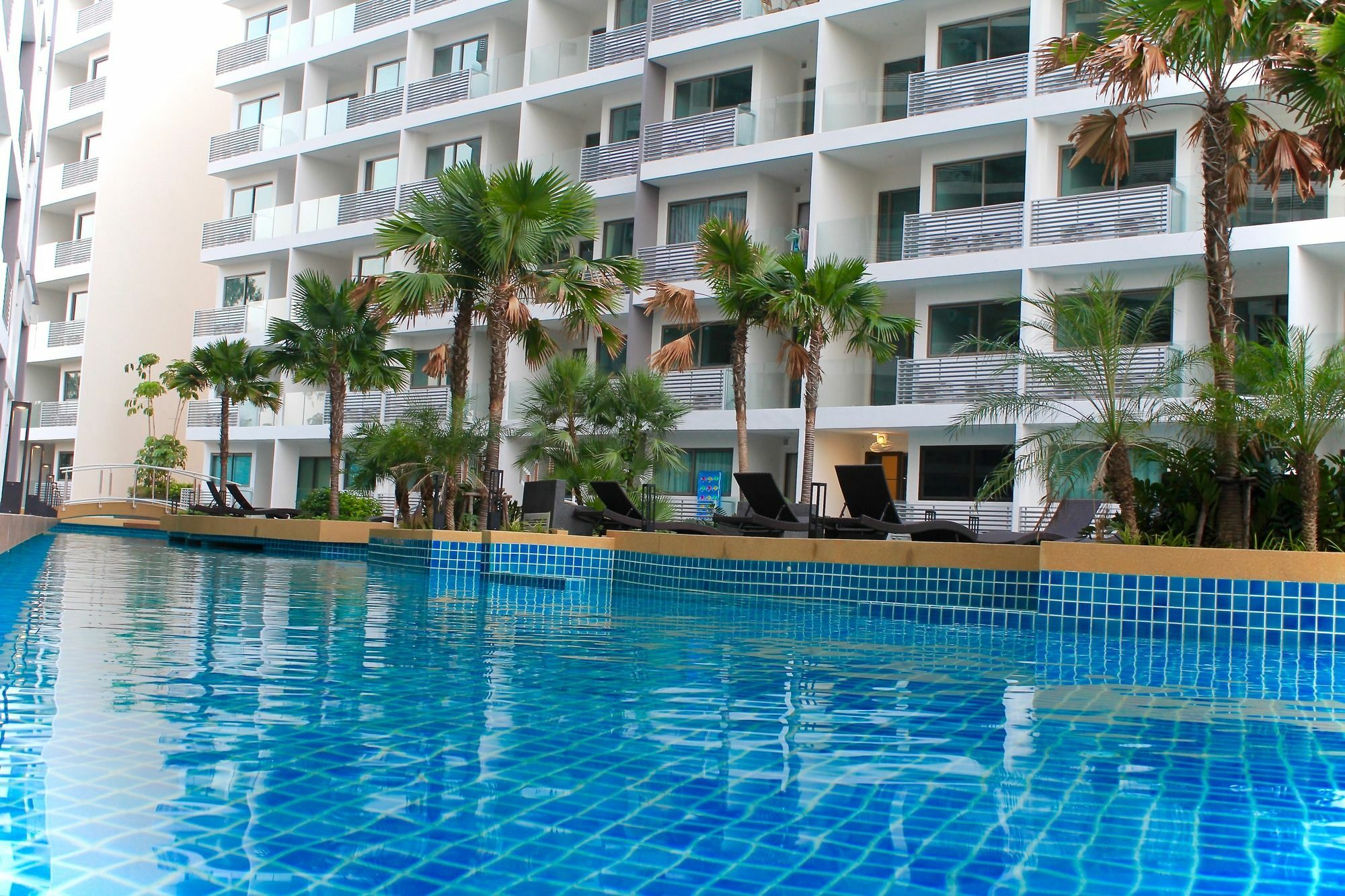 Laguna Beach Resort Jomtien Exterior foto
